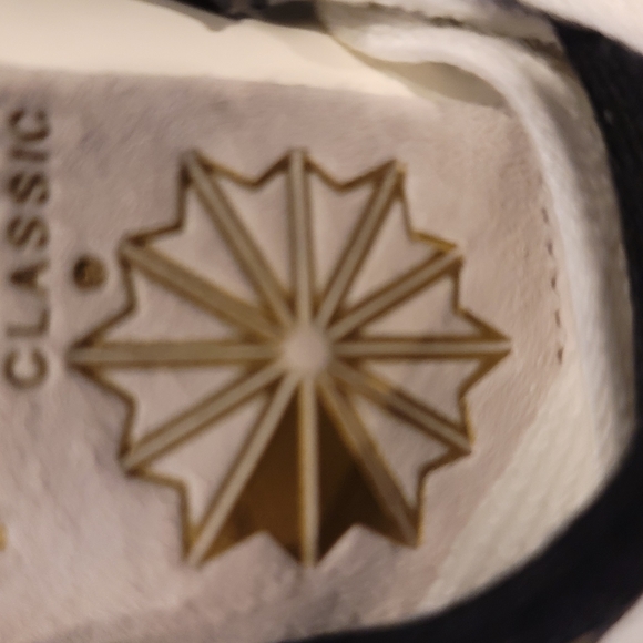 Reebok Women's Cardi B Coated Club C Double White - Picture 5 of 10